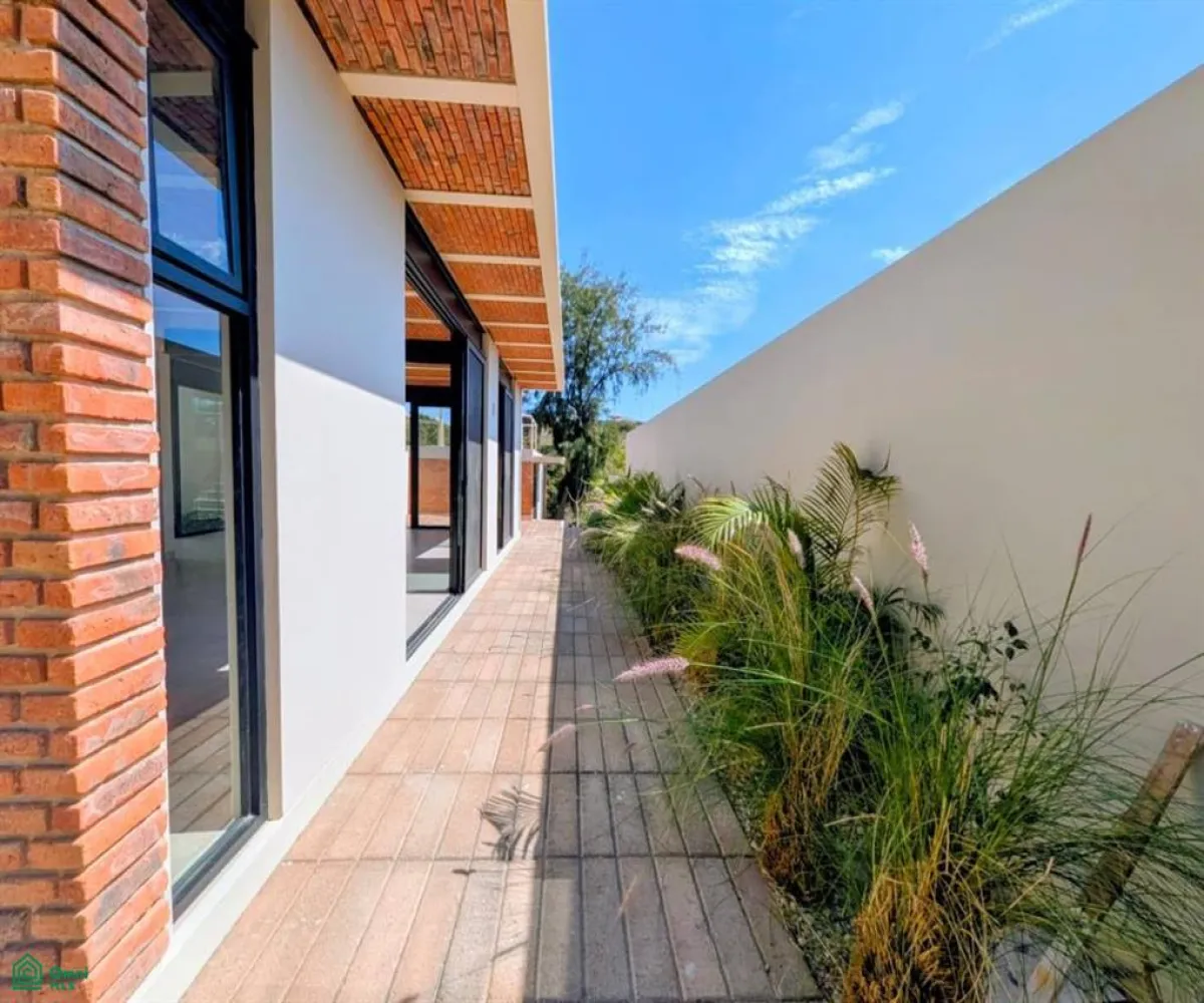 Casa En Venta,Chapala Haciendas,CODORNICES 120, Chapala, Jalisco 45907, 2 Habitaciones,2 Baños,CODORNICES,1,MX261089570