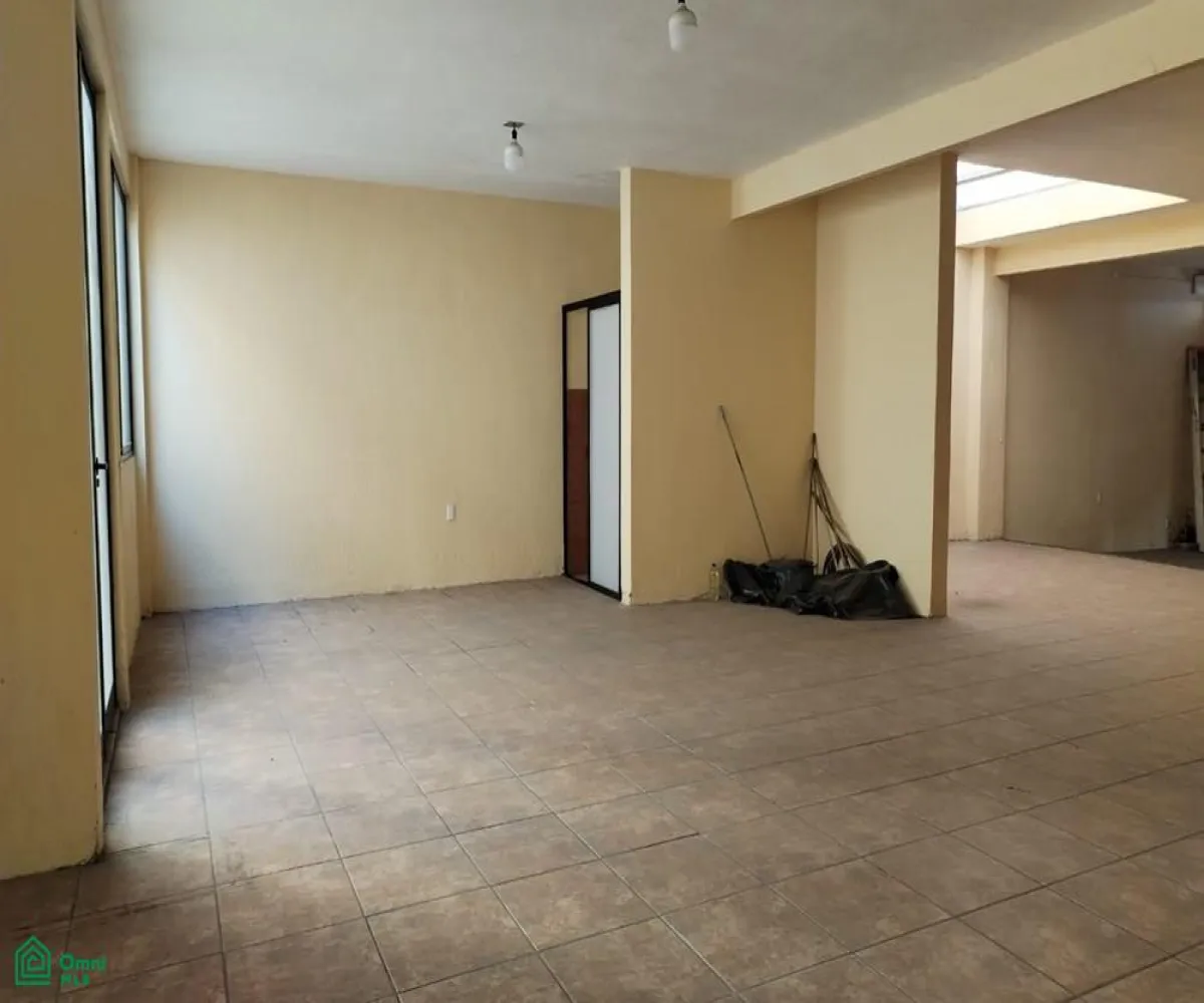 Local En Renta,Barrio Mexicaltzingo,José Guadalupe Montenegro 1183, Guadalajara, Jalisco 44180,José Guadalupe Montenegro,1,MX261089936