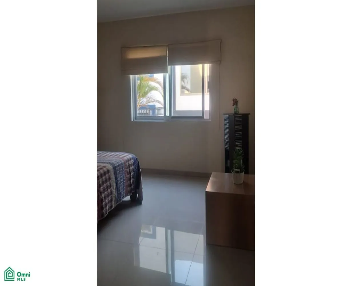 Casa En Venta,Fraccionamiento Valle Imperial,jardines de aranjuez 155, Zapopan, Jalisco 45134, 5 Habitaciones,3 Baños,jardines de aranjuez,2,MX261090310