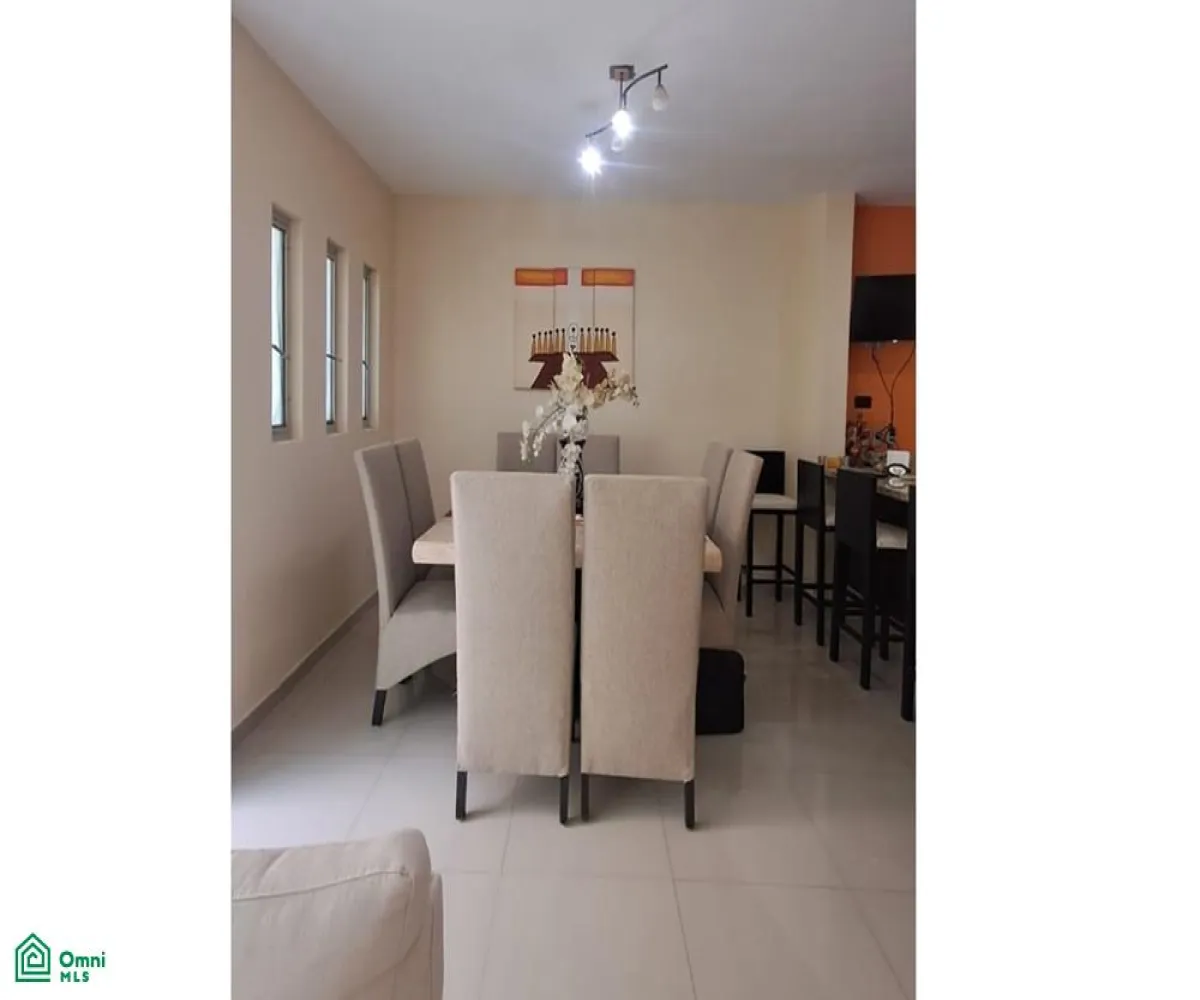 Casa En Venta,Fraccionamiento Valle Imperial,jardines de aranjuez 155, Zapopan, Jalisco 45134, 5 Habitaciones,3 Baños,jardines de aranjuez,2,MX261090310