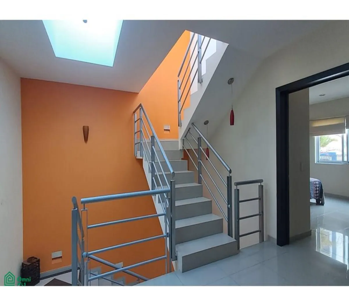 Casa En Venta,Fraccionamiento Valle Imperial,jardines de aranjuez 155, Zapopan, Jalisco 45134, 5 Habitaciones,3 Baños,jardines de aranjuez,2,MX261090310