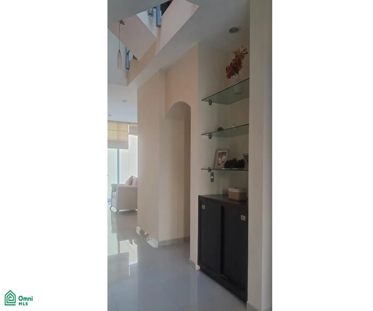 Casa En Venta,Fraccionamiento Valle Imperial,jardines de aranjuez 155, Zapopan, Jalisco 45134, 5 Habitaciones,3 Baños,jardines de aranjuez,2,MX261090310