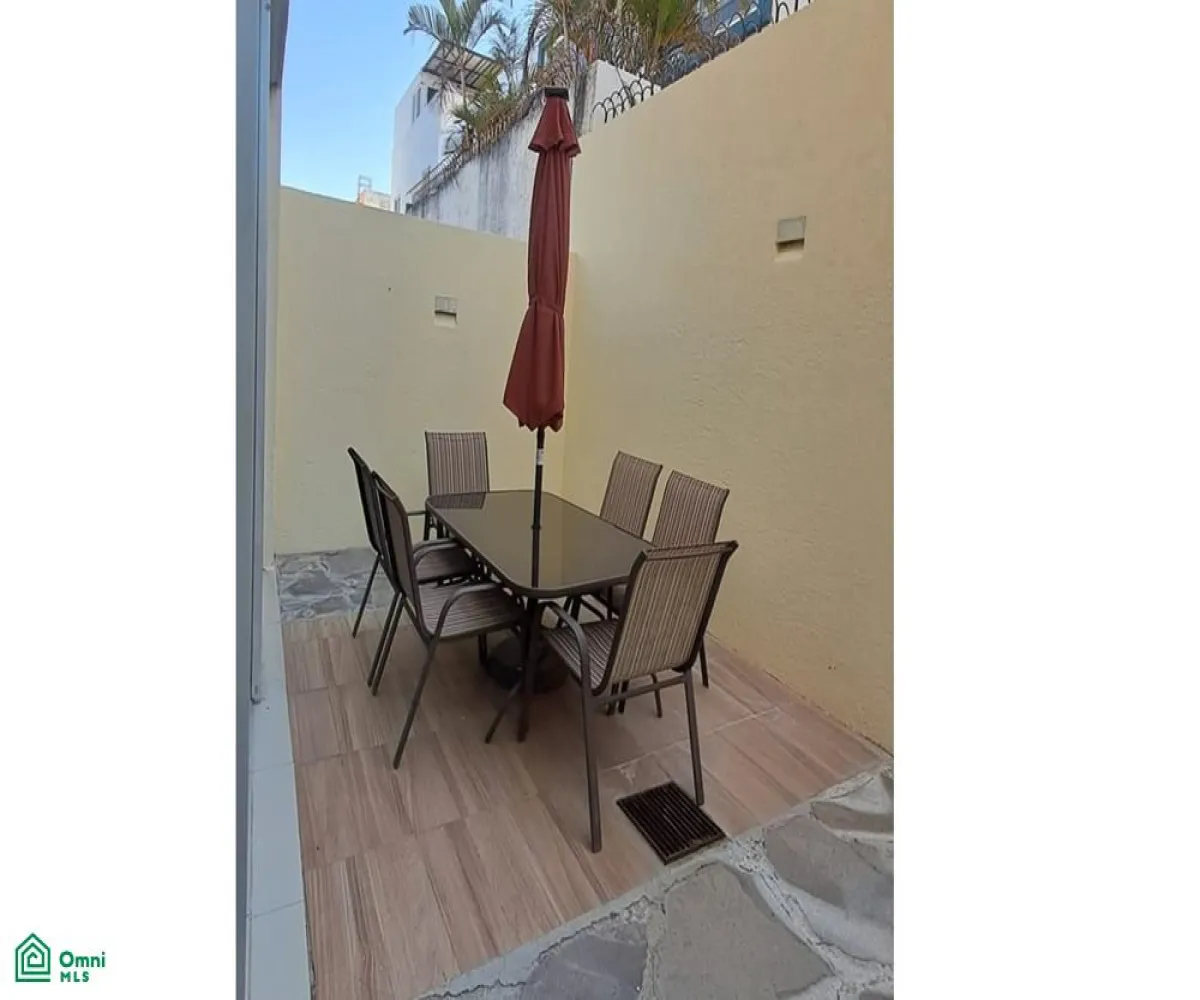 Casa En Venta,Fraccionamiento Valle Imperial,jardines de aranjuez 155, Zapopan, Jalisco 45134, 5 Habitaciones,3 Baños,jardines de aranjuez,2,MX261090310