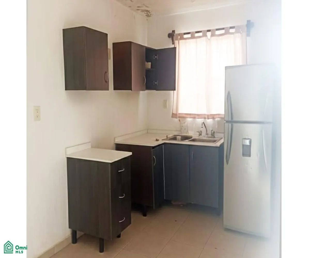 Casa En Venta,Fraccionamiento Mirador del Bosque,Sendas las Orquídeas 86, Zapopan, Jalisco 45200, 2 Habitaciones,1 Baño,Sendas las Orquídeas,MX261090383