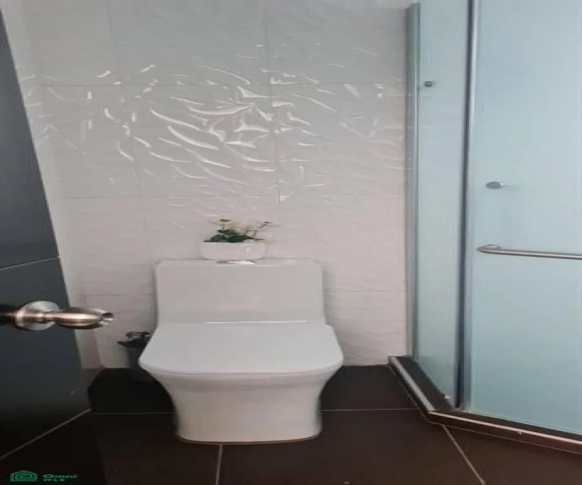 Departamento En Renta,Jardines de los Arcos,San Uriel 949 - 6, Guadalajara, Jalisco 44500, 2 Habitaciones,2 Baños,San Uriel,1,MX261091407