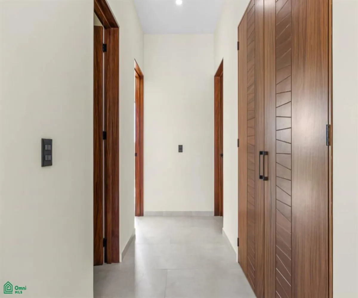 Departamento En Venta,Villas Universidad,VALLE AZUL 1839, Puerto Vallarta, Jalisco 48315, 2 Habitaciones,2 Baños,VALLE AZUL,3,MX261092007