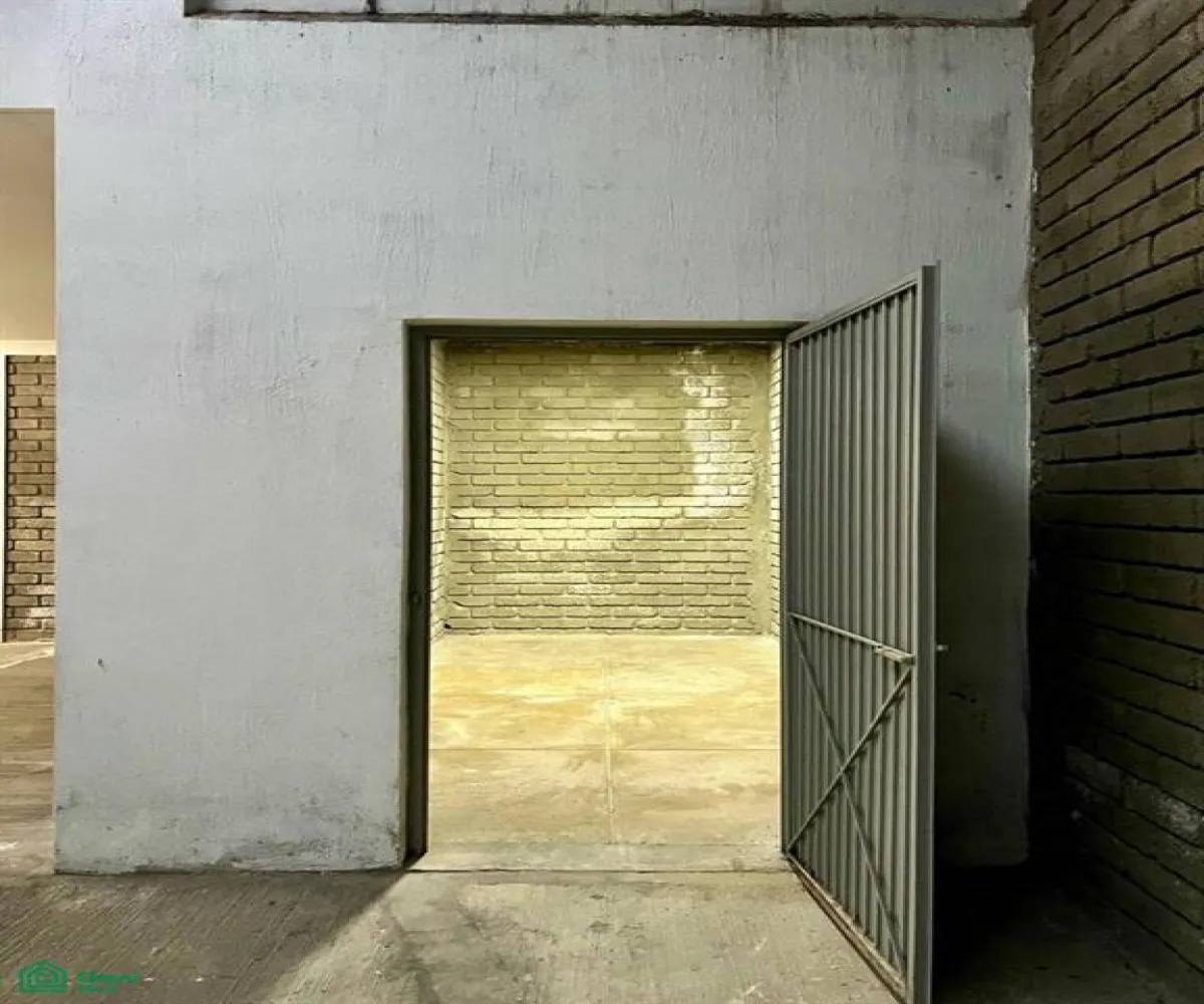 Bodega En Venta,Oblatos,Esteban Loera (San Felipe) 284, Guadalajara, Jalisco 44700, 4 Habitaciones,2 Baños,Esteban Loera (San Felipe),3,MX261092054