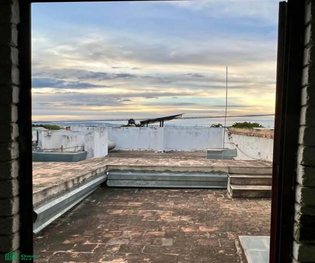 Bodega En Venta,Oblatos,Esteban Loera (San Felipe) 284, Guadalajara, Jalisco 44700, 4 Habitaciones,2 Baños,Esteban Loera (San Felipe),3,MX261092054