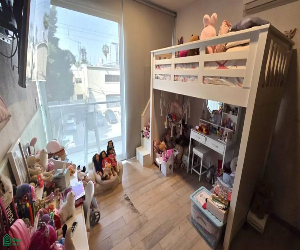 Departamento En Venta,Arcos Vallarta,Victoriano Salado Álvarez 1995, Guadalajara, Jalisco 44130, 3 Habitaciones,2 Baños,Victoriano Salado Álvarez,1,MX261092211