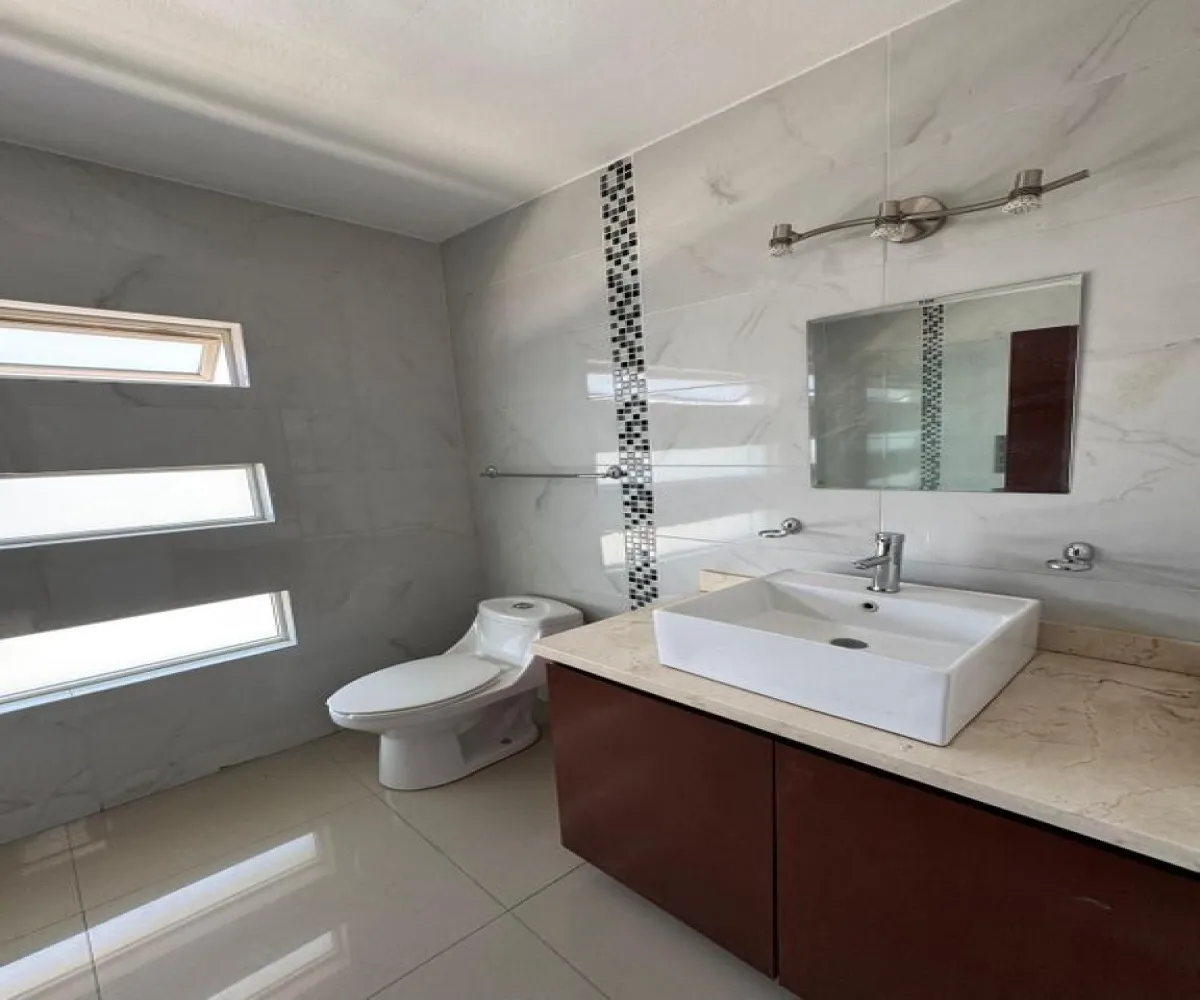 Casa En Venta,La Cima,Av. La Cima S/N, Zapopan, Jalisco 45110, 4 Habitaciones,3 Baños,Av. La Cima,1,pzwGta6