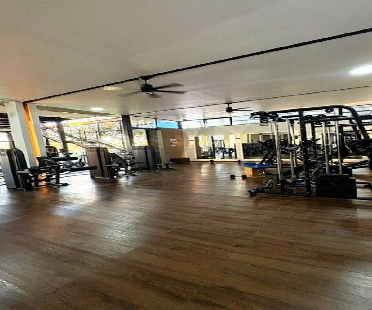 Casa En Venta,Los Gavilanes,Avenida Punto Sur 6387, Tlajomulco de Zúñiga, Jalisco 45645, 3 Habitaciones,2 Baños,Avenida Punto Sur,1,pZx425g