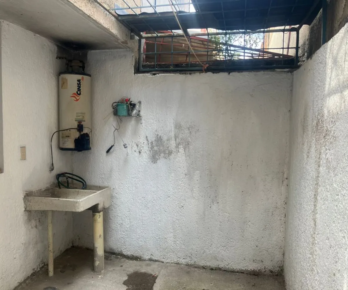 Casa En Venta,Colinas de Huentitán,José Ortiz Vidales 5205, Guadalajara, Jalisco 44398, 2 Habitaciones,1 Baño,José Ortiz Vidales,2,piU9Ai0