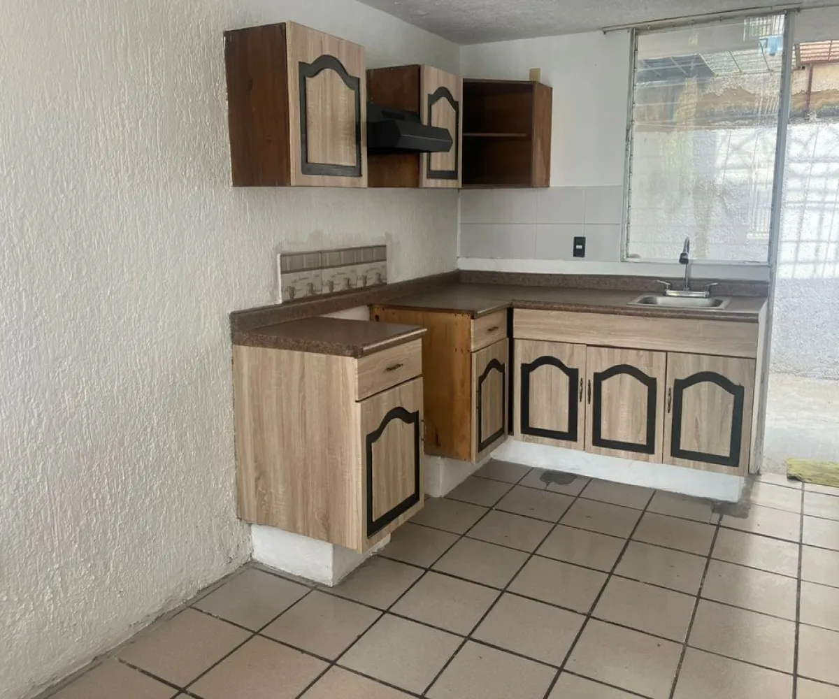 Casa En Venta,Colinas de Huentitán,José Ortiz Vidales 5205, Guadalajara, Jalisco 44398, 2 Habitaciones,1 Baño,José Ortiz Vidales,2,piU9Ai0