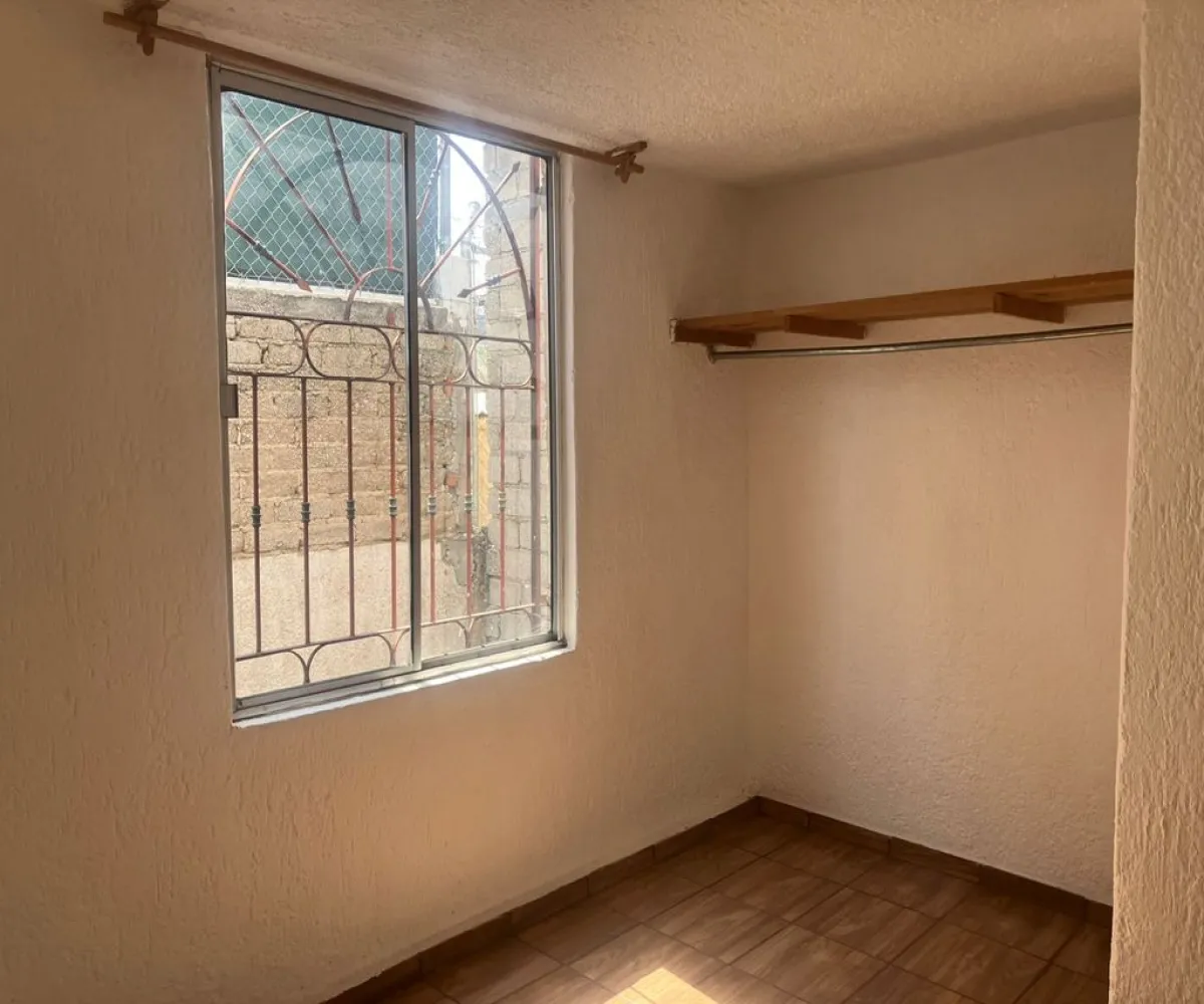 Casa En Venta,Colinas de Huentitán,José Ortiz Vidales 5205, Guadalajara, Jalisco 44398, 2 Habitaciones,1 Baño,José Ortiz Vidales,2,piU9Ai0