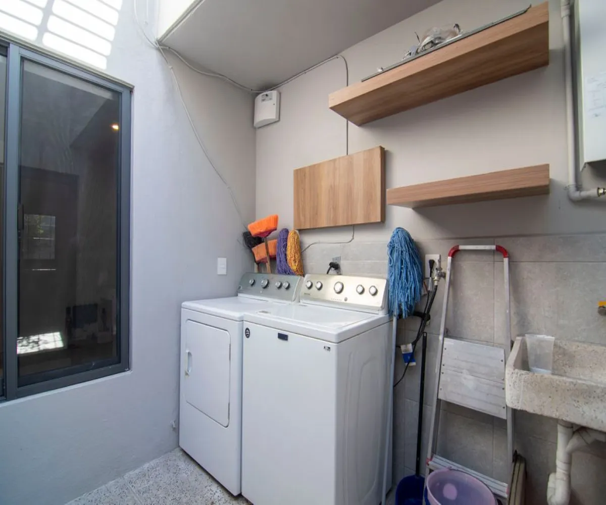 Casa En Venta,Loma Bonita,Charal 3887, Zapopan, Jalisco 45086, 3 Habitaciones,2 Baños,Charal,1,pp0XAV7