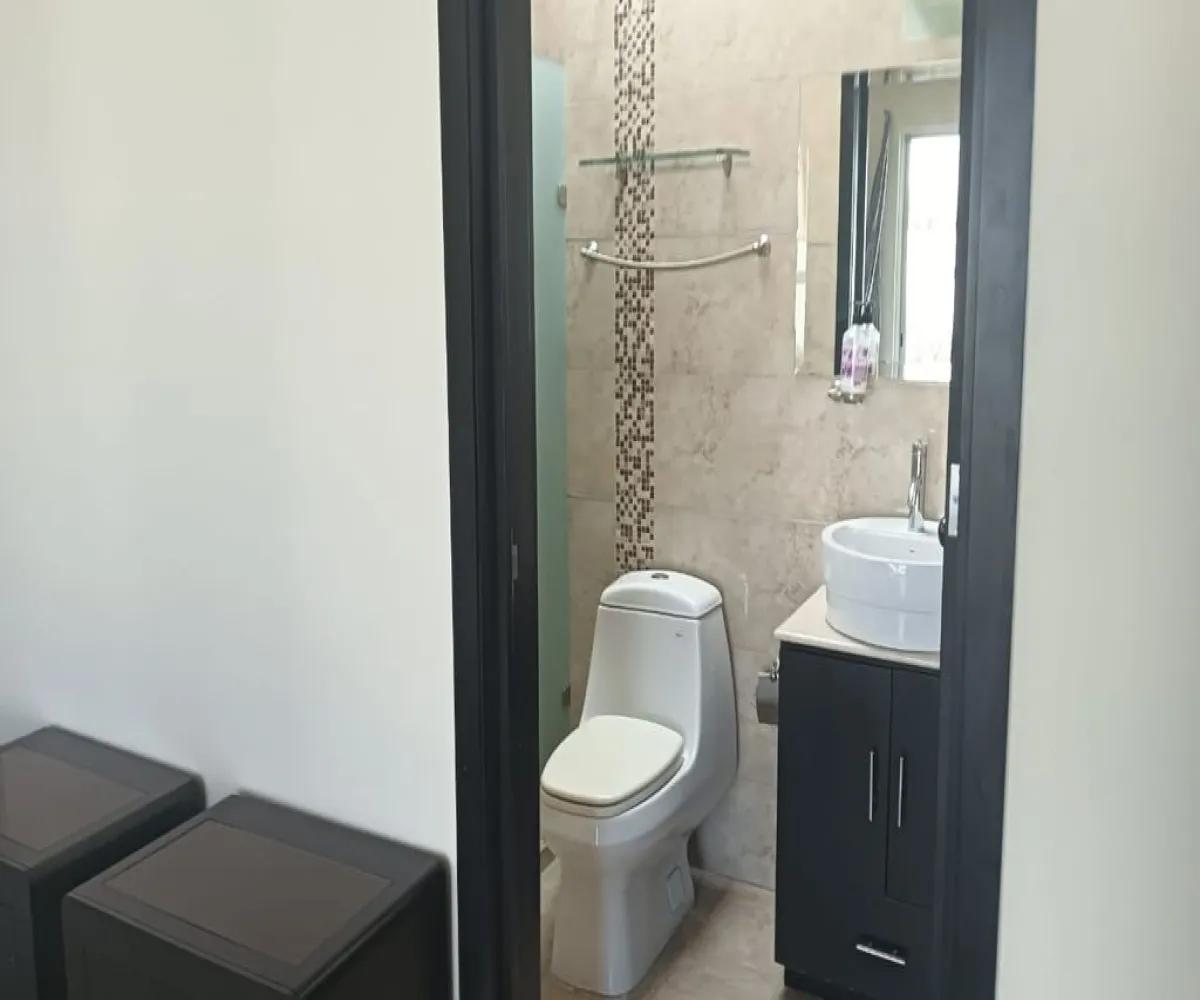 Casa En Renta,Jardín Real,Jardin De las Parotas Norte 505 44, Zapopan, Jalisco 45136, 3 Habitaciones,4 Baños,Jardin De las Parotas Norte,1,pZiiyCn