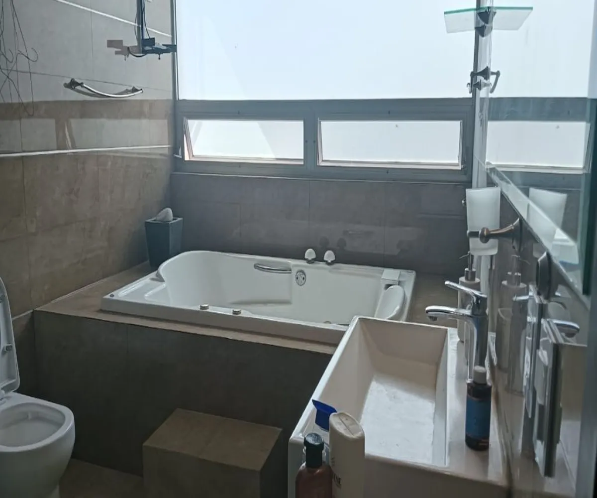 Casa En Renta,Jardín Real,Jardin De las Parotas Norte 505 44, Zapopan, Jalisco 45136, 3 Habitaciones,4 Baños,Jardin De las Parotas Norte,1,pZiiyCn