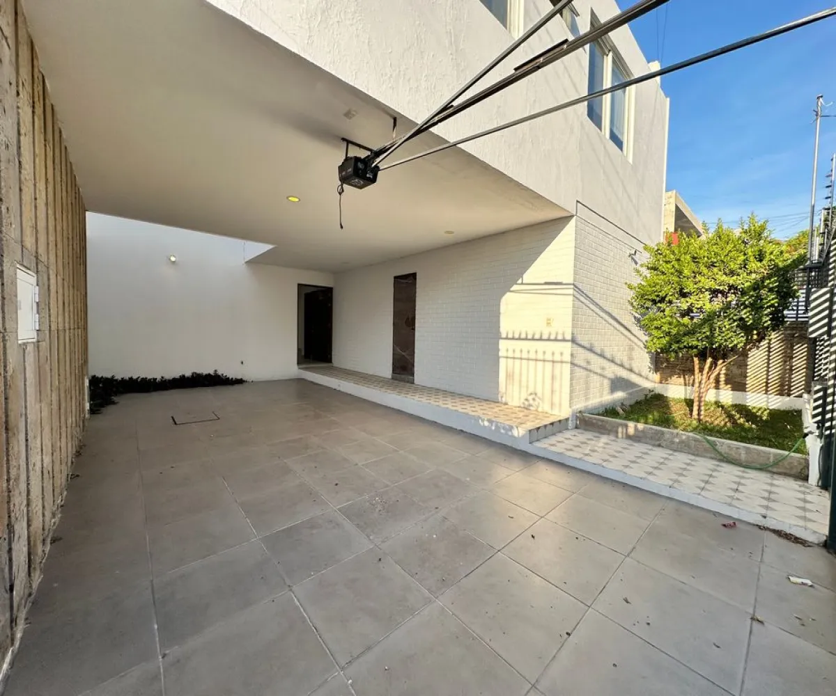 Casa En Renta,Italia Providencia,Milán 2510, Guadalajara, Jalisco 44648, 4 Habitaciones,2 Baños,Milán,2,pjJRY00