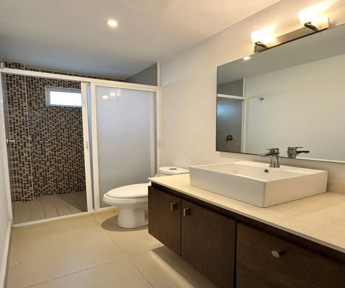 Casa En Renta,Italia Providencia,Milán 2510, Guadalajara, Jalisco 44648, 4 Habitaciones,2 Baños,Milán,2,pjJRY00