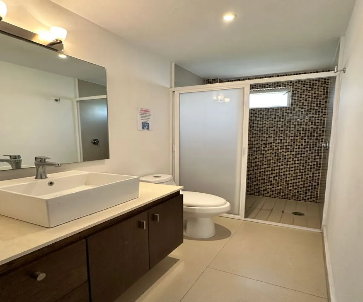 Casa En Renta,Italia Providencia,Milán 2510, Guadalajara, Jalisco 44648, 4 Habitaciones,2 Baños,Milán,2,pjJRY00