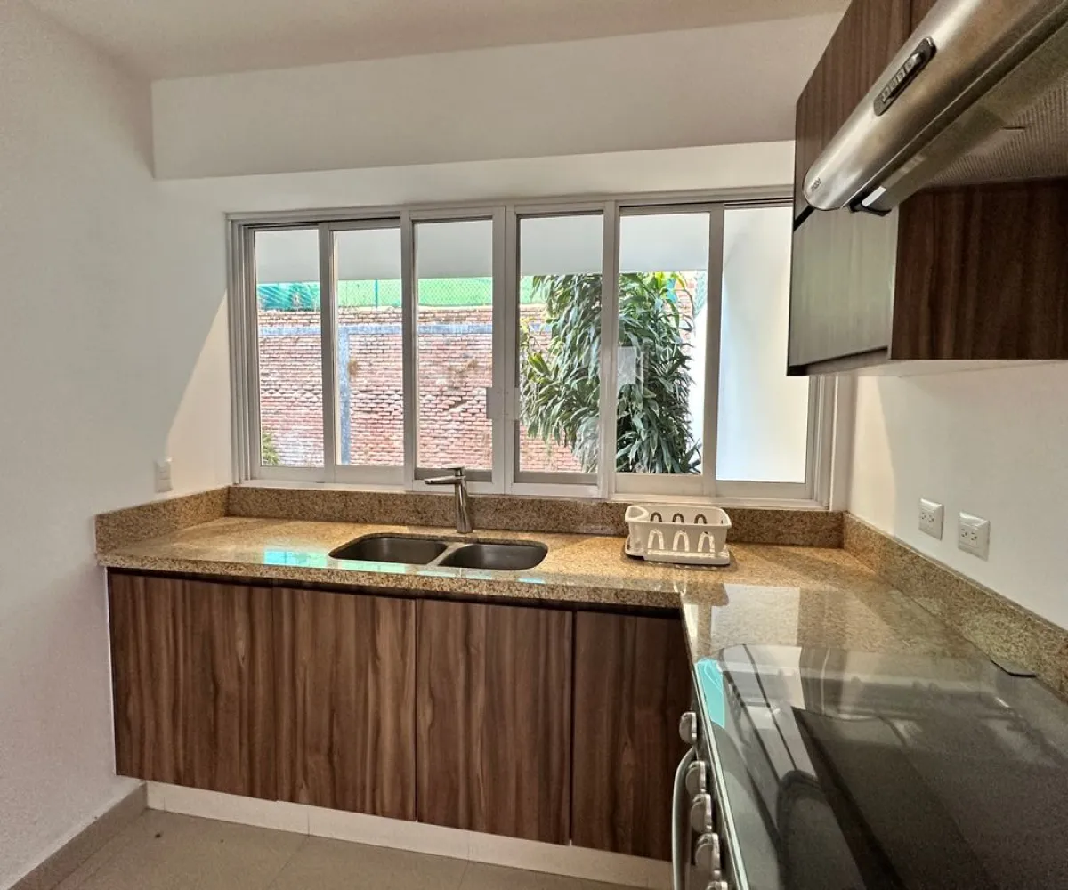 Casa En Renta,Italia Providencia,Milán 2510, Guadalajara, Jalisco 44648, 4 Habitaciones,2 Baños,Milán,2,pjJRY00