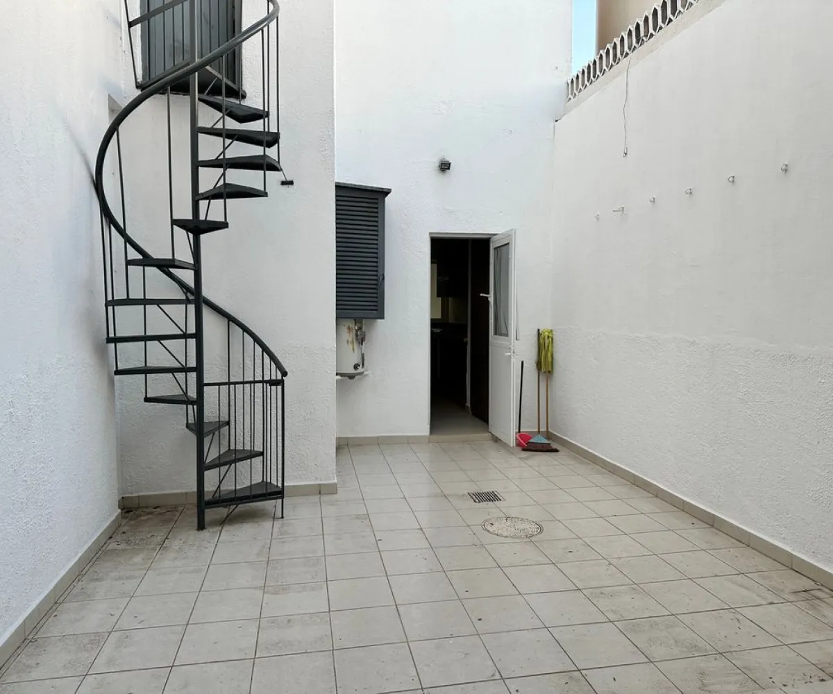 Casa En Renta,Italia Providencia,Milán 2510, Guadalajara, Jalisco 44648, 4 Habitaciones,2 Baños,Milán,2,pjJRY00