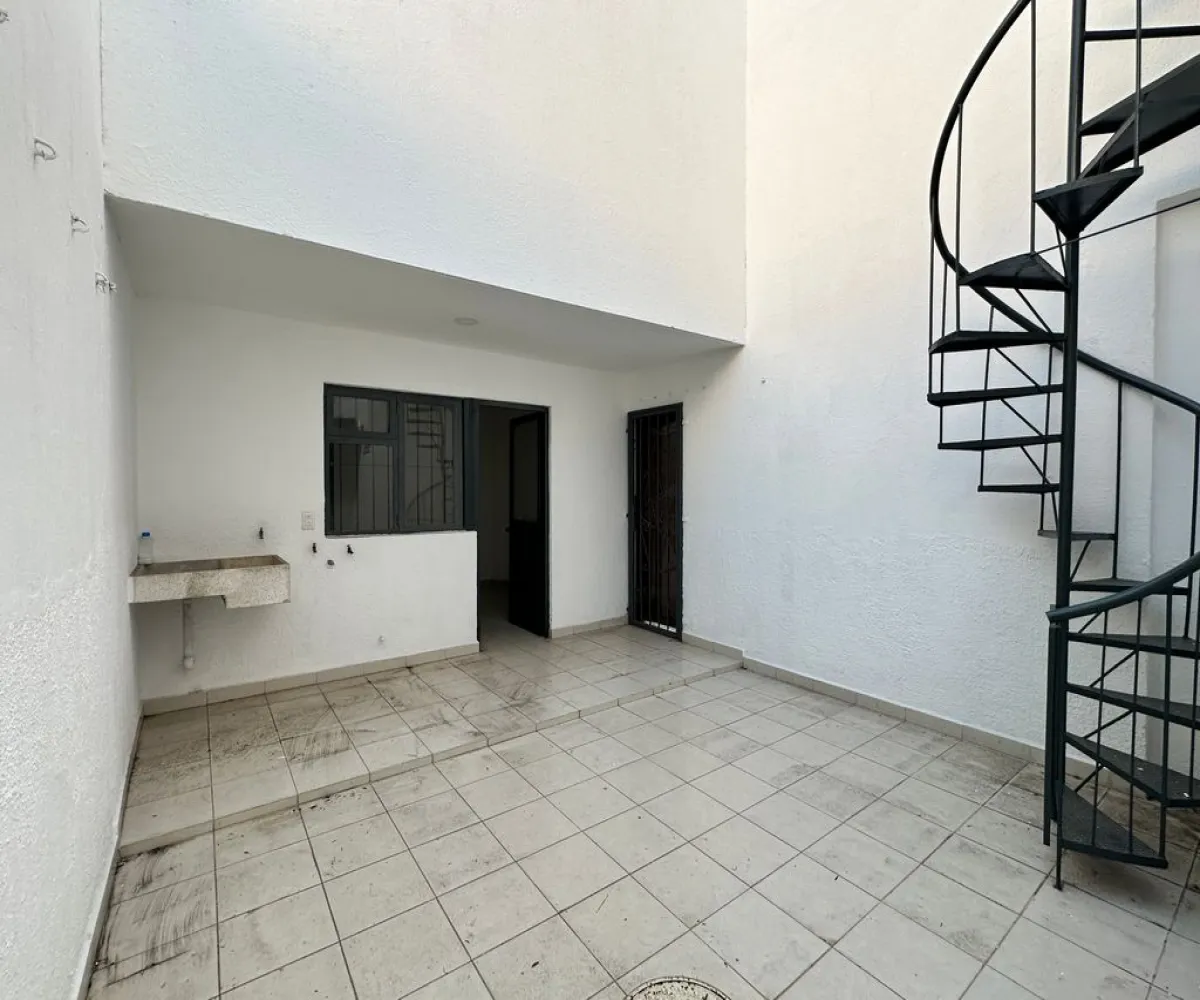 Casa En Renta,Italia Providencia,Milán 2510, Guadalajara, Jalisco 44648, 4 Habitaciones,2 Baños,Milán,2,pjJRY00