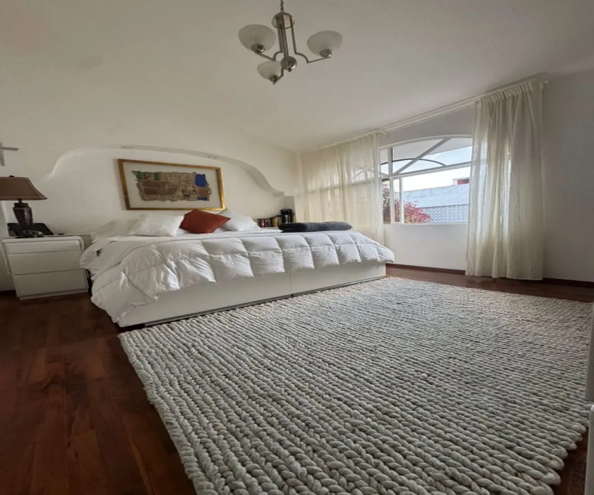 Casa En Venta,Parque de la Castellana,Central 1081, Zapopan, Jalisco 45117, 3 Habitaciones,3 Baños,Central,1,pmf7fQO