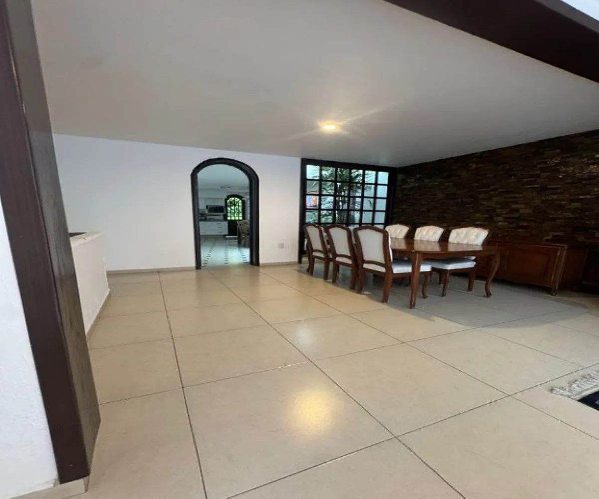 Casa En Venta,Parque de la Castellana,Central 1081, Zapopan, Jalisco 45117, 3 Habitaciones,3 Baños,Central,1,pmf7fQO