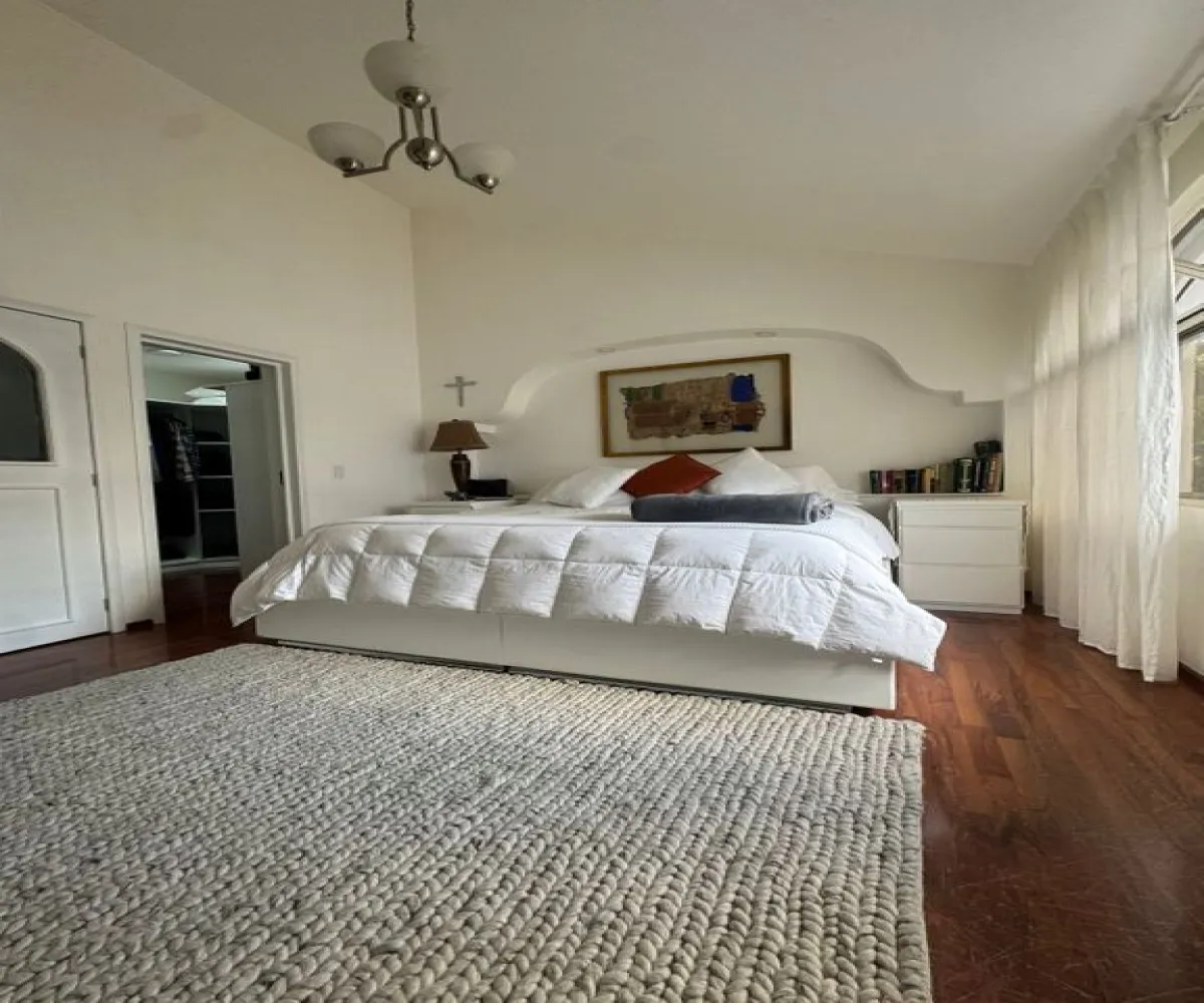 Casa En Venta,Parque de la Castellana,Central 1081, Zapopan, Jalisco 45117, 3 Habitaciones,3 Baños,Central,1,pmf7fQO