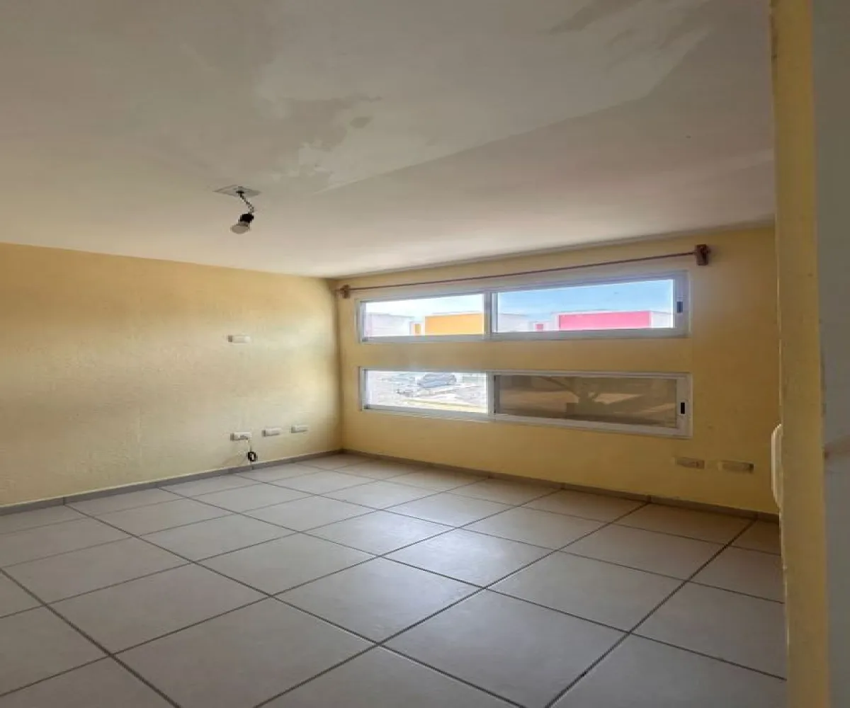 Casa En Venta,Fraccionamiento Real Banus,Avenida Real Banús S/N 55, Tlajomulco de Zúñiga, Jalisco 45640, 3 Habitaciones,1 Baño,Avenida Real Banús,2,pFAEDMX