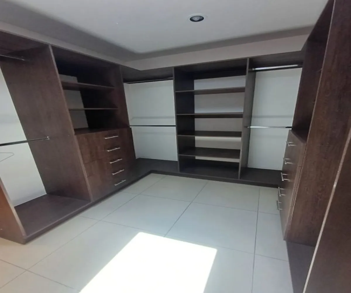 Casa En Venta,Cumbres del Lago,Lago Cuitzeo 188, Querétaro, Querétaro 76230, 3 Habitaciones,3 Baños,Lago Cuitzeo,2,pLmetZ1