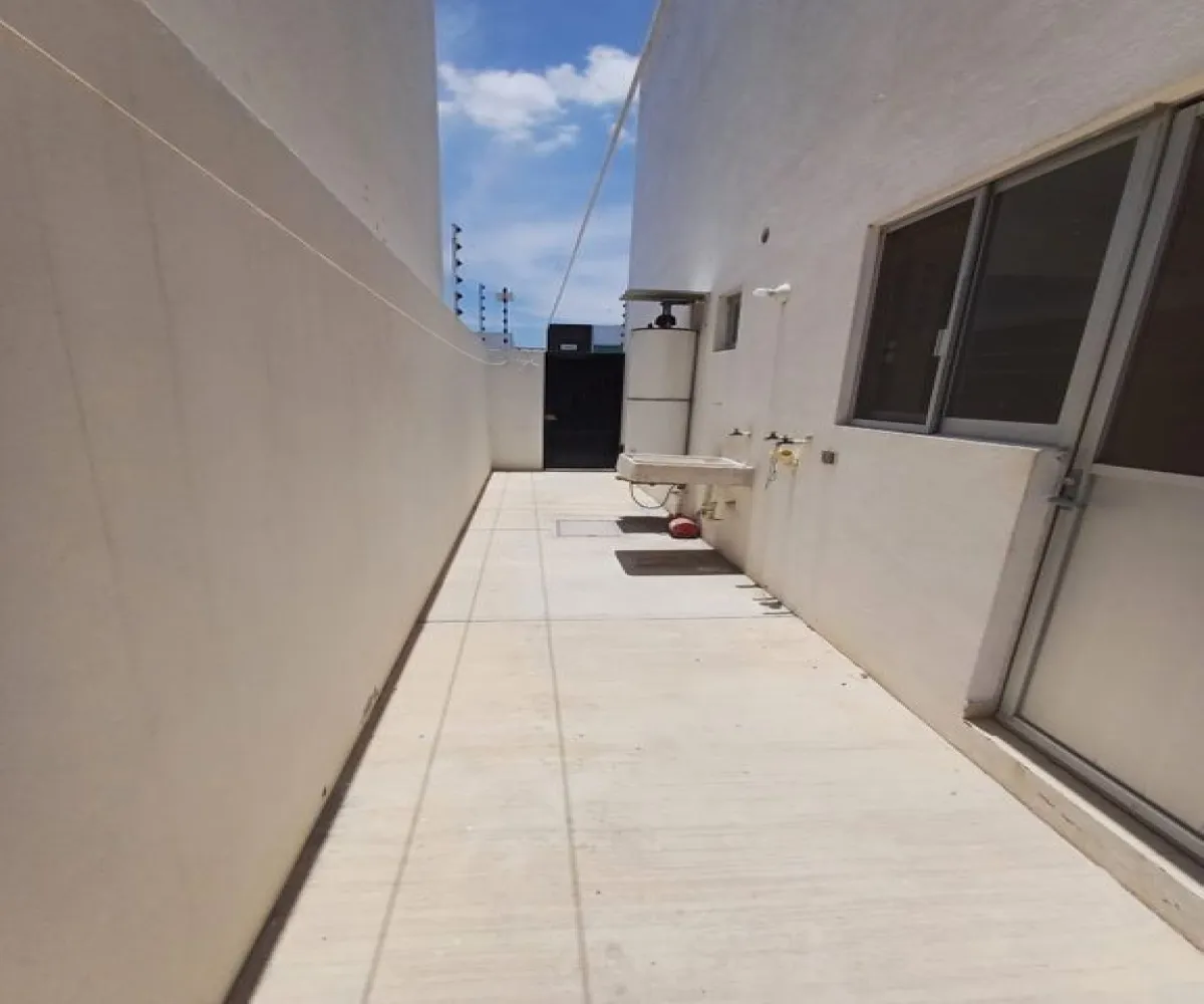 Casa En Venta,Cumbres del Lago,Lago Cuitzeo 188, Querétaro, Querétaro 76230, 3 Habitaciones,3 Baños,Lago Cuitzeo,2,pLmetZ1