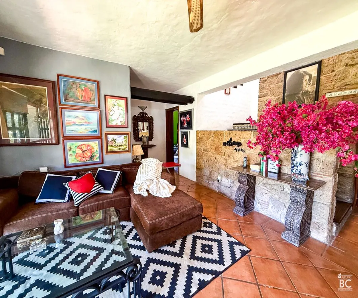 Casa En Venta,Los Gavilanes,Morelos 333 1, Tlajomulco de Zúñiga, Jalisco 45645, 4 Habitaciones,4 Baños,Morelos,1,ppvUNVV