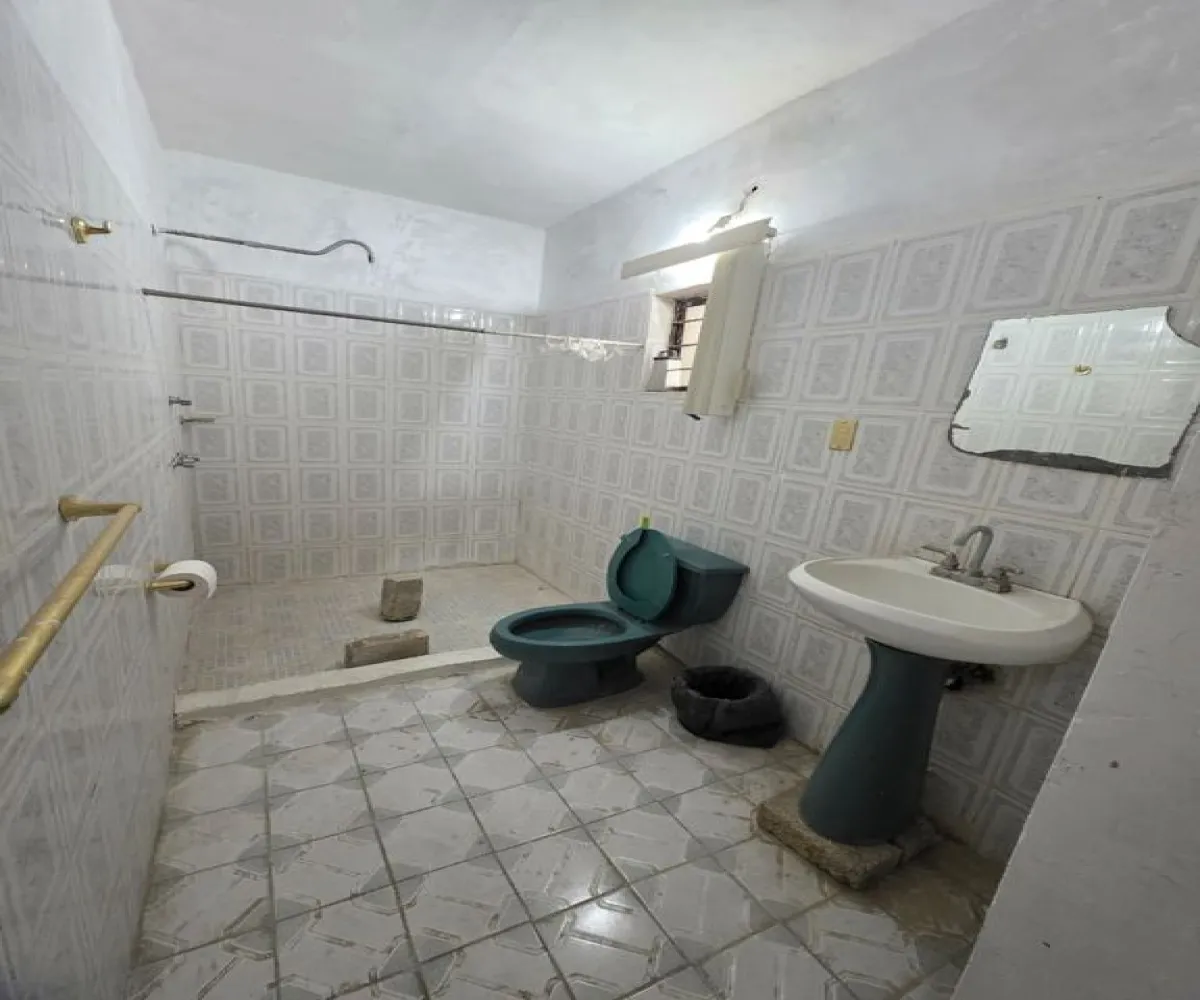 Casa En Venta,Mezquitan,Tabasco 1240, Guadalajara, Jalisco 44260, 6 Habitaciones,3 Baños,Tabasco,2,pUxagJB