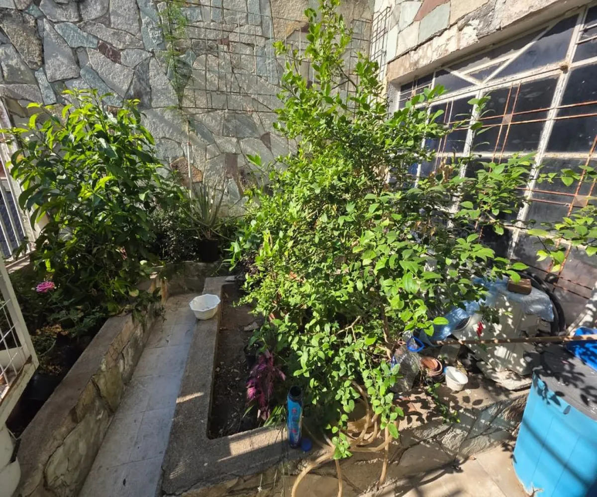 Casa En Venta,Mezquitan,Tabasco 1240, Guadalajara, Jalisco 44260, 6 Habitaciones,3 Baños,Tabasco,2,pUxagJB