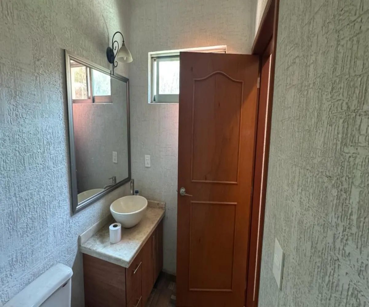 En Venta,Rincón de Los Copales,León 24, Tlajomulco de Zúñiga, Jalisco 45645, 3 Habitaciones,1 Baño,León,1,pFbKsSw