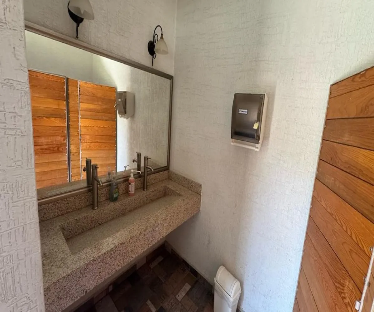 En Venta,Rincón de Los Copales,León 24, Tlajomulco de Zúñiga, Jalisco 45645, 3 Habitaciones,1 Baño,León,1,pFbKsSw