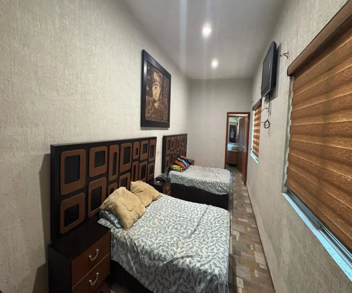 En Venta,Rincón de Los Copales,León 24, Tlajomulco de Zúñiga, Jalisco 45645, 3 Habitaciones,1 Baño,León,1,pFbKsSw