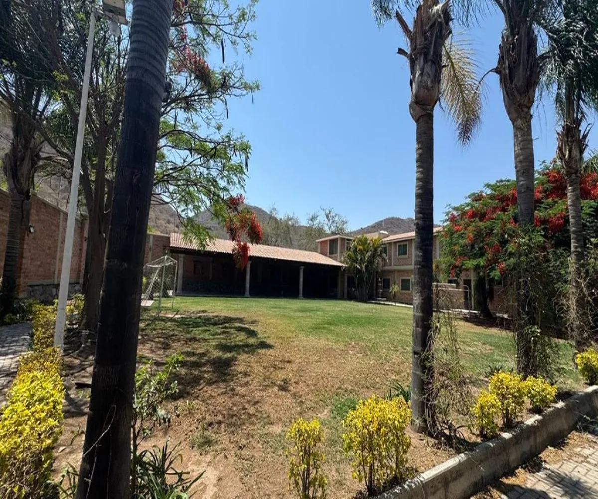 En Venta,Rincón de Los Copales,León 24, Tlajomulco de Zúñiga, Jalisco 45645, 3 Habitaciones,1 Baño,León,1,pFbKsSw