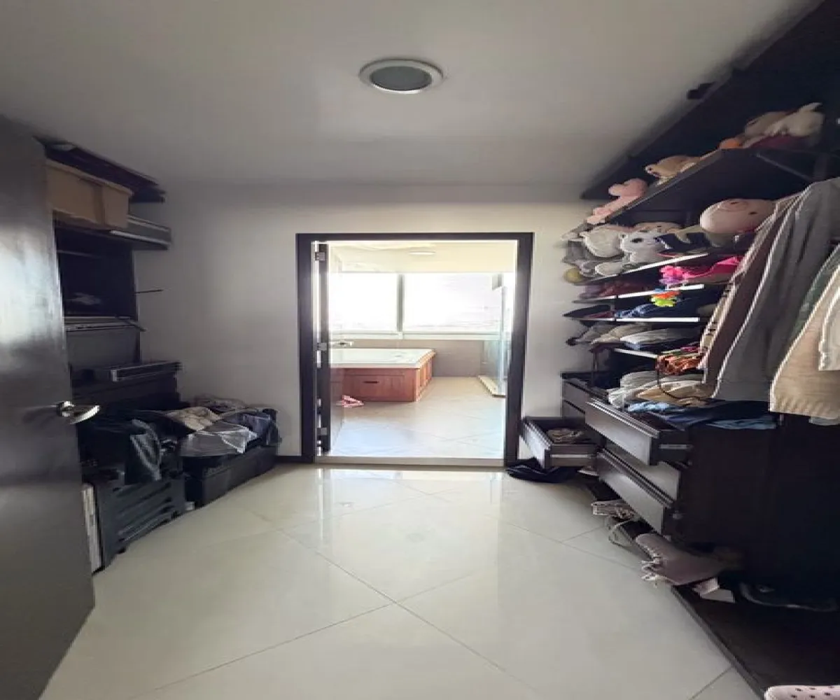 Departamento En Venta,Valle Real,Avenida Paseo La Toscana S/N, Zapopan, Jalisco 45019, 4 Habitaciones,5 Baños,Avenida Paseo La Toscana,2,pESpjUY