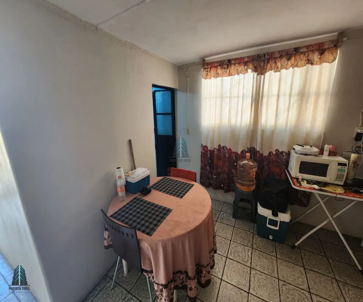 Casa En Venta,Atlas,Río Danubio 1623, Guadalajara, Jalisco 44870, 4 Habitaciones,2 Baños,Río Danubio,2,pDoHhCu