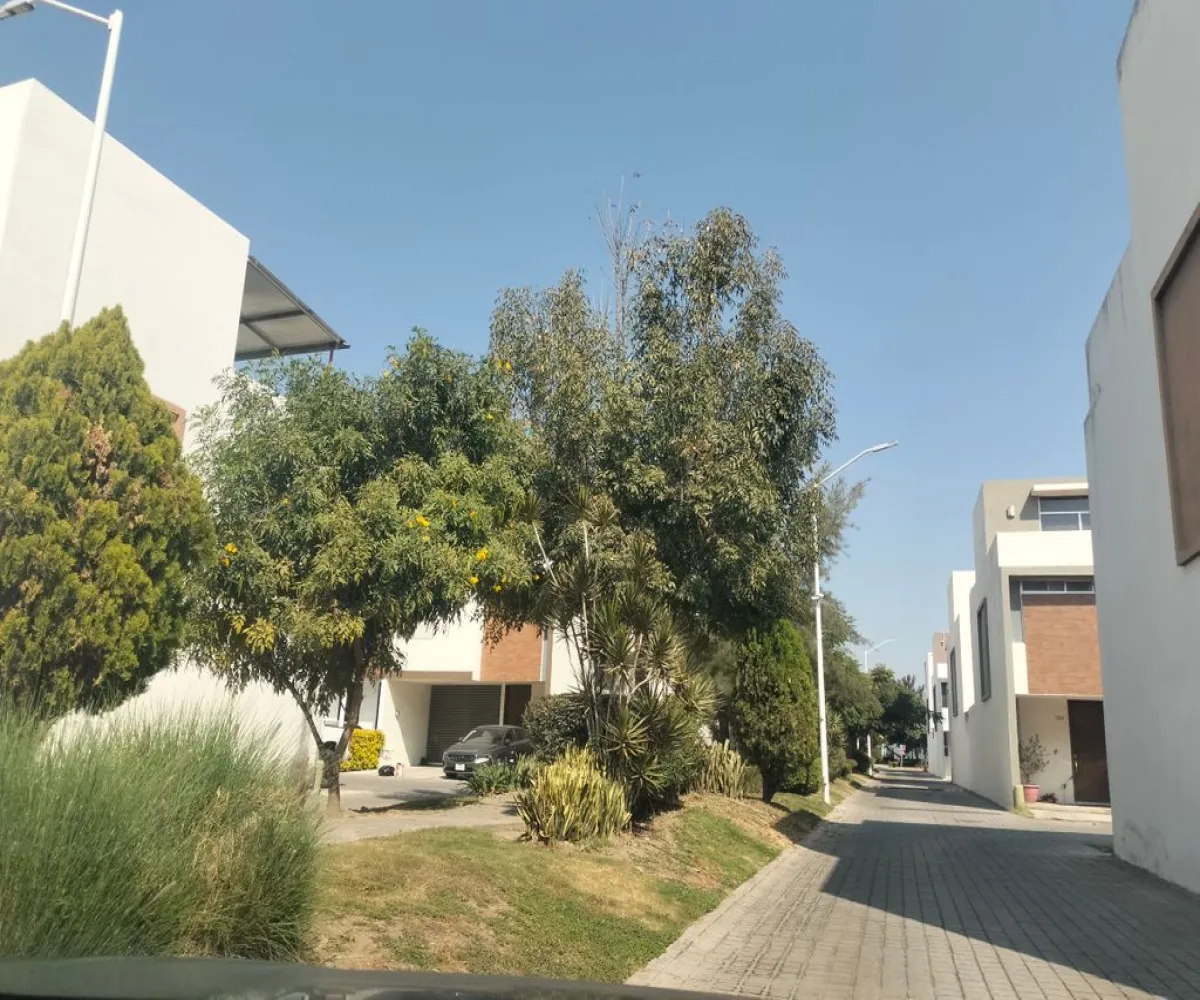 Casa En Venta,Francisco I. Madero 671 60, San Pedro Tlaquepaque, Jalisco 45645, 3 Habitaciones,2 Baños,Francisco I. Madero,3,p9BIhZ3