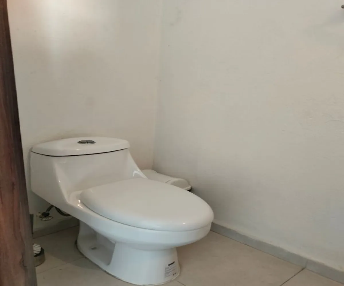 Casa En Venta,Francisco I. Madero 671 60, San Pedro Tlaquepaque, Jalisco 45645, 3 Habitaciones,2 Baños,Francisco I. Madero,3,p9BIhZ3