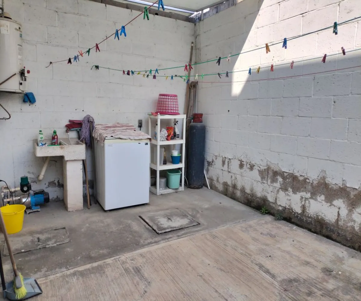 Casa En Venta,Francisco I. Madero 671 60, San Pedro Tlaquepaque, Jalisco 45645, 3 Habitaciones,2 Baños,Francisco I. Madero,3,p9BIhZ3