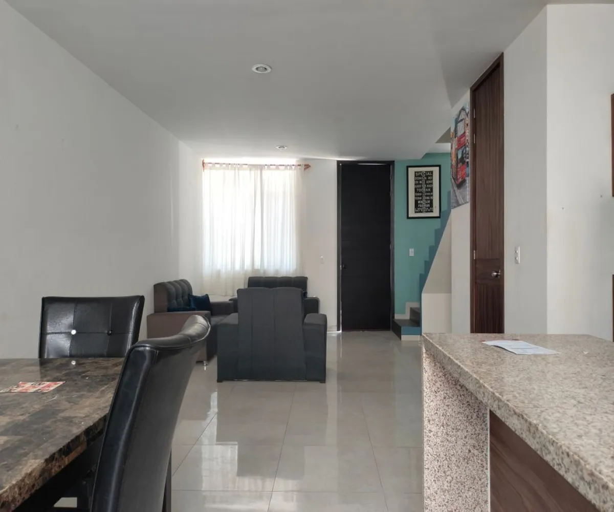 Casa En Venta,Francisco I. Madero 671 60, San Pedro Tlaquepaque, Jalisco 45645, 3 Habitaciones,2 Baños,Francisco I. Madero,3,p9BIhZ3