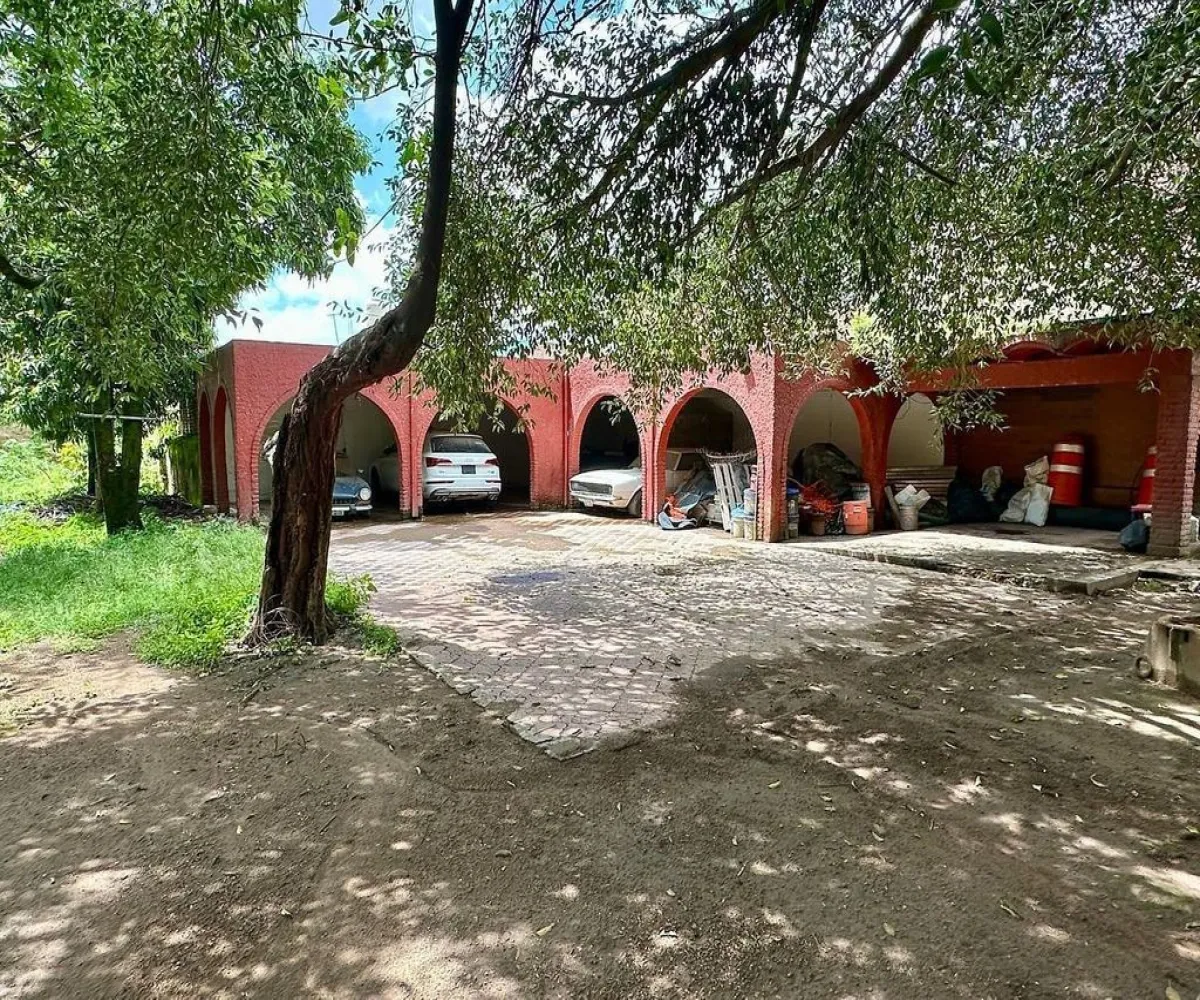 Terreno En Venta,Santa María Tequepexpan,Calle Independencia 95, San Pedro Tlaquepaque, Jalisco 45601,Calle Independencia,pA4N17s