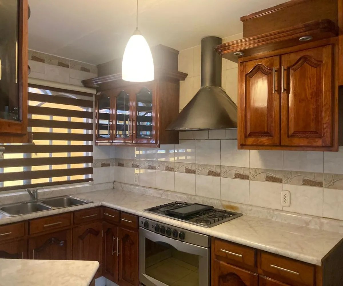 Casa En Renta,El Tapatío,Constitucion De 1857 3339, San Pedro Tlaquepaque, Jalisco 45588, 3 Habitaciones,2 Baños,Constitucion De 1857,3,peEzetK