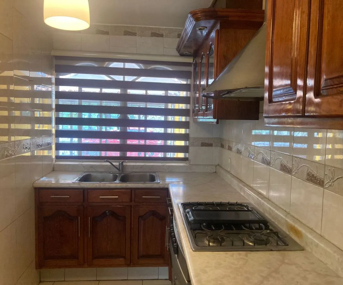 Casa En Renta,El Tapatío,Constitucion De 1857 3339, San Pedro Tlaquepaque, Jalisco 45588, 3 Habitaciones,2 Baños,Constitucion De 1857,3,peEzetK