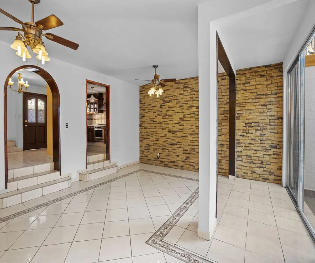 Casa En Renta,El Tapatío,Constitucion De 1857 3339, San Pedro Tlaquepaque, Jalisco 45588, 3 Habitaciones,2 Baños,Constitucion De 1857,3,peEzetK